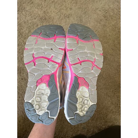 New Balance Fresh Foam X 880v12
Vibrant Pink Orange (Women's)
Size 10 - Picture 11 of 11